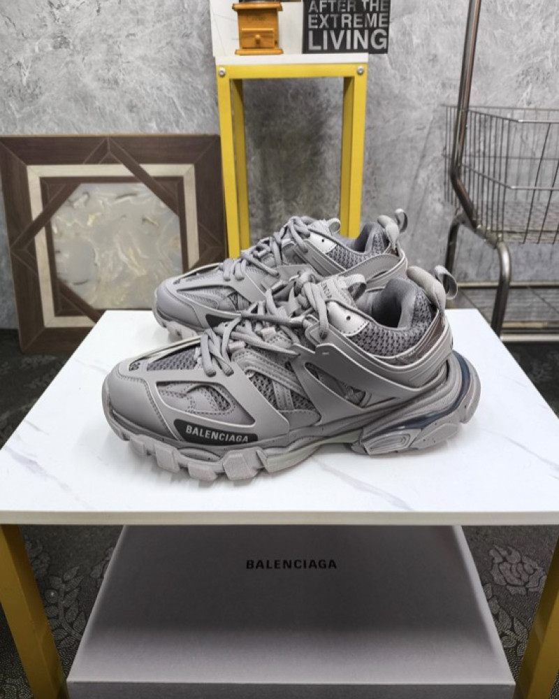 Balenciaga Tracks 