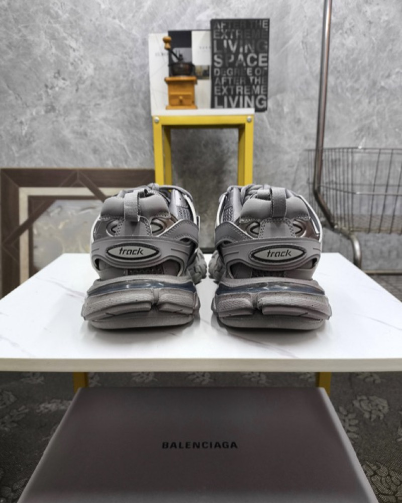 Balenciaga Tracks 