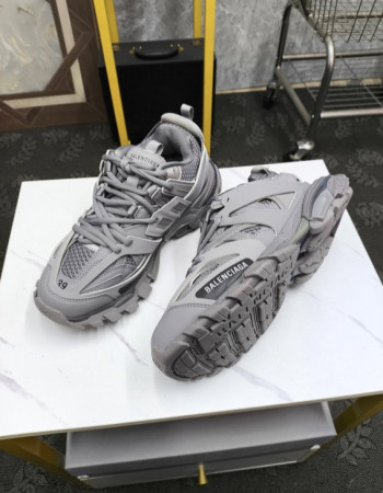 Balenciaga Tracks 