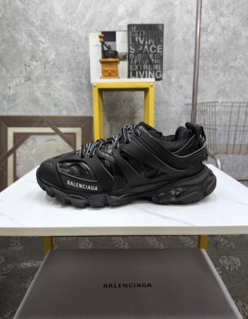 Balenciaga Tracks 