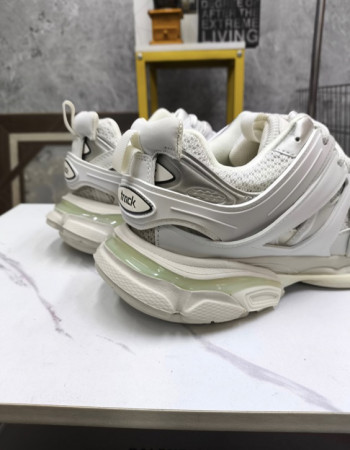 Balenciaga Tracks 