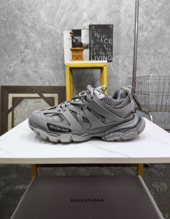 Balenciaga Tracks 