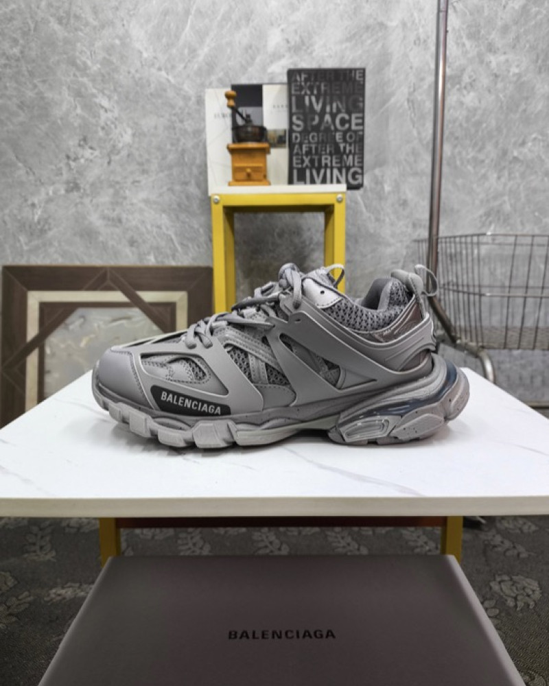 Balenciaga Tracks 