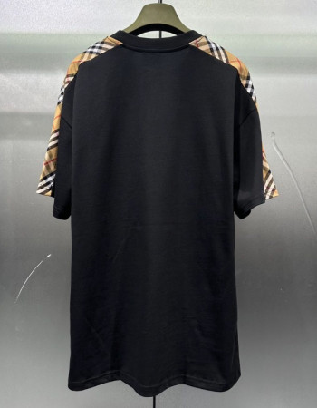 Burberry T shirt 