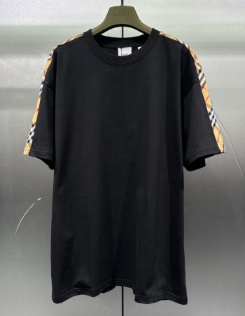 Burberry T shirt 