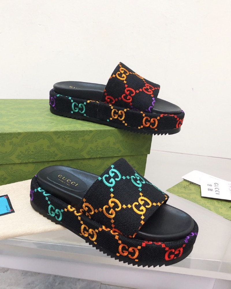 Gucci slides 