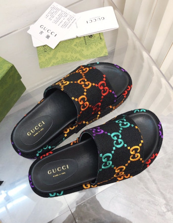 Gucci slides 