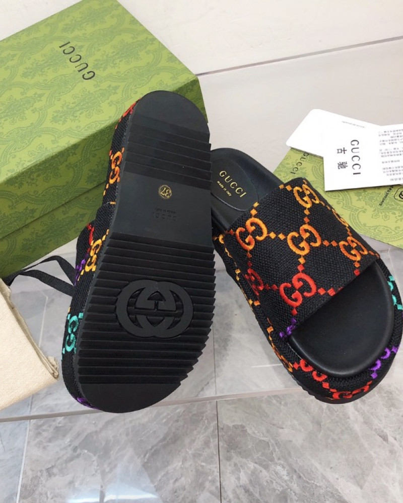 Gucci slides 