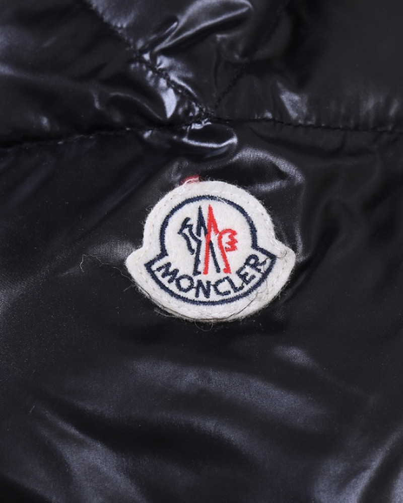 Moncler Maya 70 Hooded Short Down Jacket – Black with Red Logo Trim.