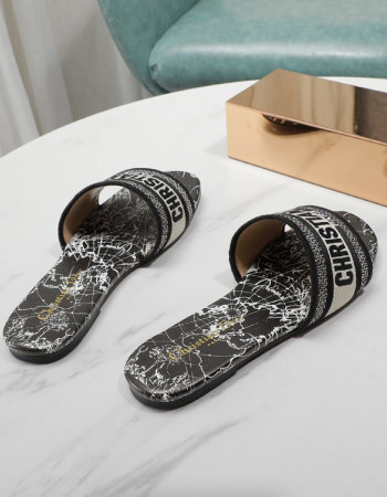 Dior Slides
