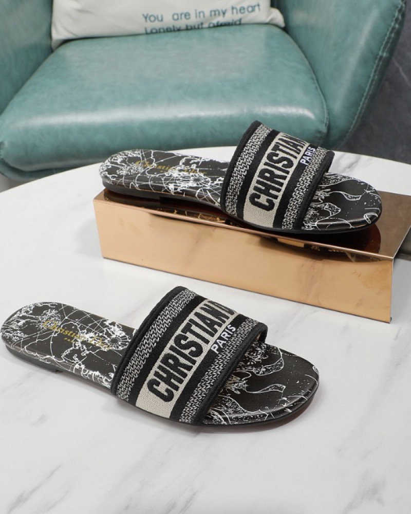 Dior Slides