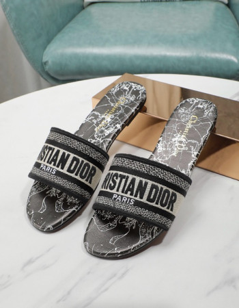 Dior Slides
