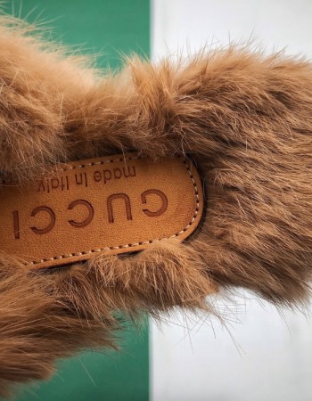 Gucci Princetown Leather Slippers Tiger Embroidery Fur Lining.
