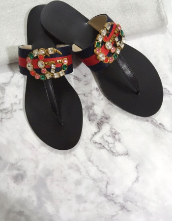 Gucci slides 