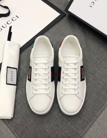 Gucci Ace Sneakers Embroidered Tiger 