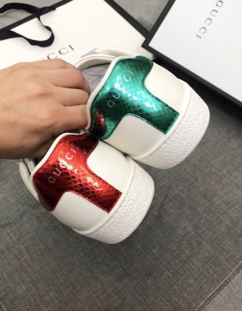  Gucci Ace Sneakers Embroidered Snake.