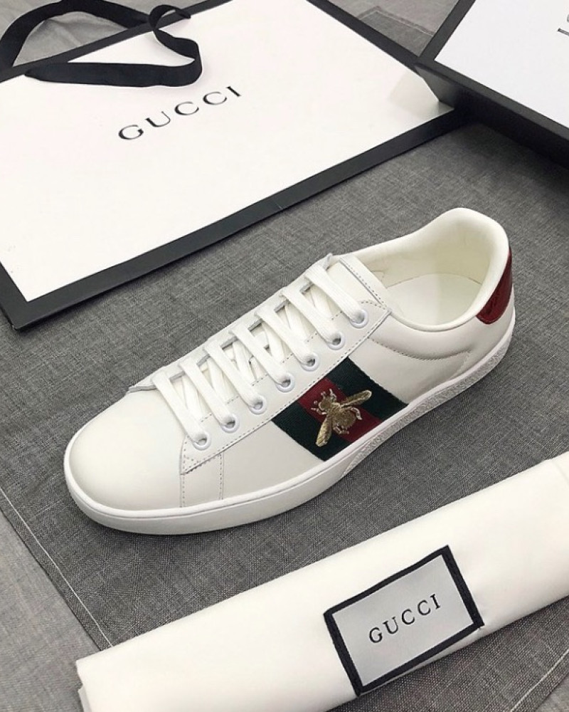 Gucci Ace Sneakers Embroidered Bee White Leather