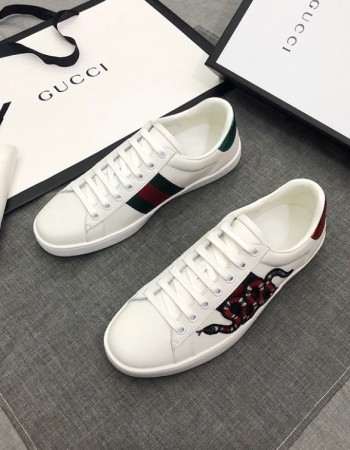  Gucci Ace Sneakers Embroidered Snake.