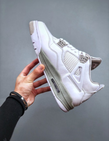 Air Jordan 4s "Oreo's"