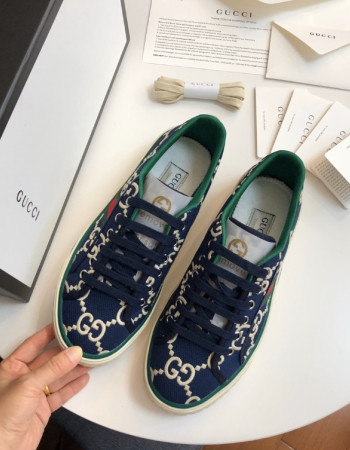 Gucci Screener GG Sneakers