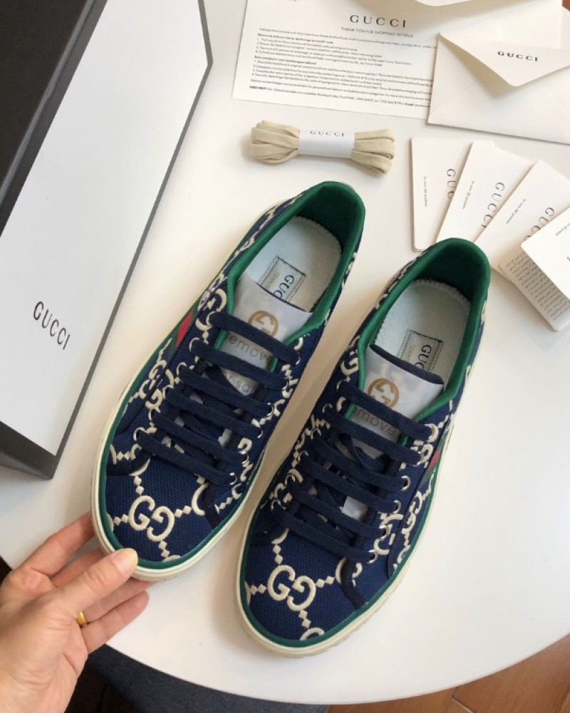 Gucci Screener GG Sneakers